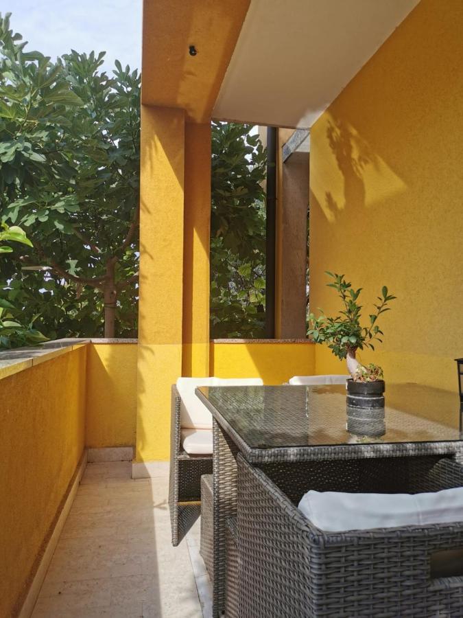 Apartment Dalmatini Tar-Vabriga Eksteriør billede